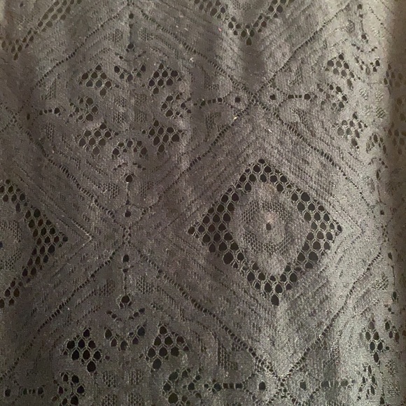*3/$10 Black Peplum Lace Tank - Picture 2 of 5